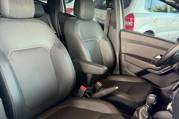 imagem-https://www.socarrao.com.br/sc-vehicle-images-prod/4001559/1790608102424-8497100_21_B_01ffeef9d9.jpeg