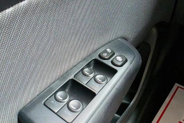 imagem-https://www.socarrao.com.br/sc-vehicle-images-prod/4001638/1790011001175-7716070_11_B_bad8f19d7c.jpeg
