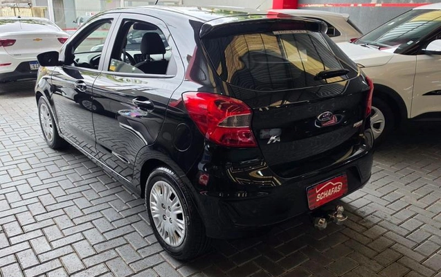 imagem-https://www.socarrao.com.br/sc-vehicle-images-prod/4001645/1790011018532-8492463_2_B_859a9718e2.jpeg