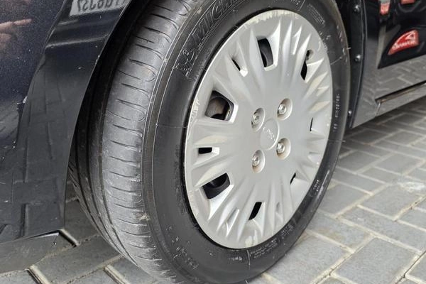 imagem-https://www.socarrao.com.br/sc-vehicle-images-prod/4001645/1790011018535-8492463_14_B_4bc76d8f67.jpeg