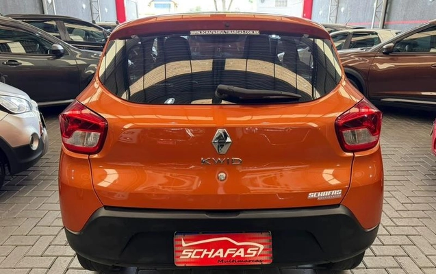 imagem-https://www.socarrao.com.br/sc-vehicle-images-prod/4001665/1790011046963-8492491_9_B_344383cfb2.jpeg