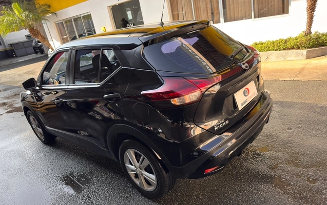 imagem-https://www.socarrao.com.br/sc-vehicle-images-prod/4001681/1790011082881-MDM0MzcxOTAtYTUwMC00YWY2LWI0NGItOWUyNjMzM2M2Y2RkLmpwZWc.jpeg
