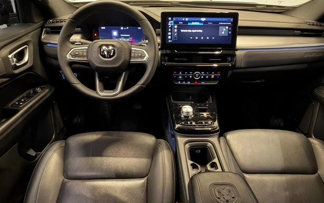 imagem-https://www.socarrao.com.br/sc-vehicle-images-prod/4001741/1790011185824-8496861_10_B_d9814c2066.jpeg