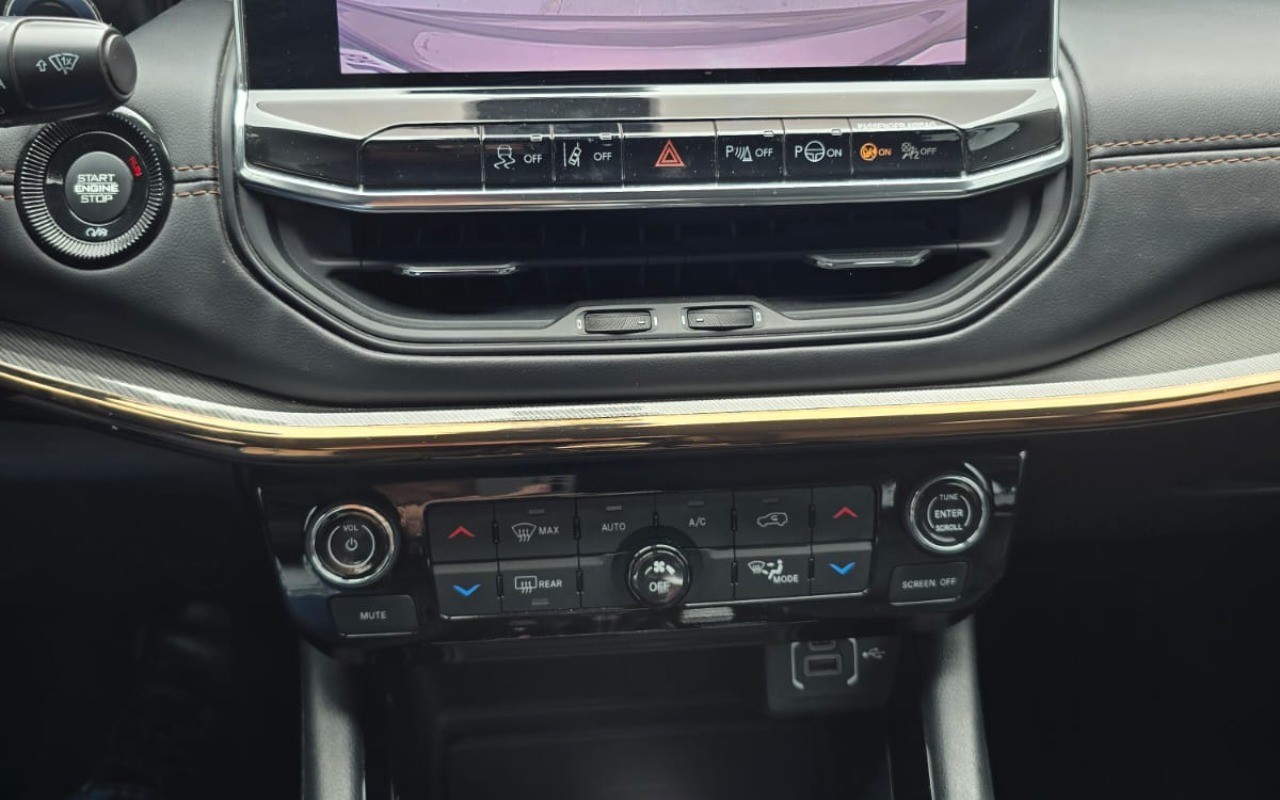 imagem-https://www.socarrao.com.br/sc-vehicle-images-prod/4001745/1790011190000-V2hhdHNBcHAgSW1hZ2UgMjAyNi0wOS0xOCBhdCAxMy4xMi4xMSAoNCkuanBlZw.jpeg