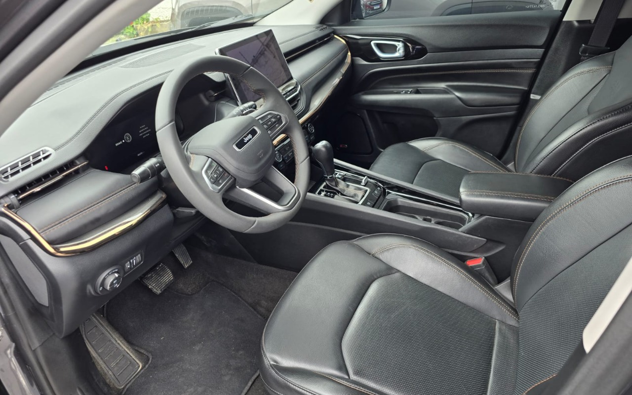 imagem-https://www.socarrao.com.br/sc-vehicle-images-prod/4001745/1790011191344-V2hhdHNBcHAgSW1hZ2UgMjAyNi0wOS0xOCBhdCAxMy4xMi4wNCAoMSkuanBlZw.jpeg
