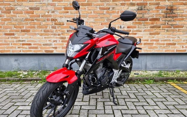 imagem-https://www.socarrao.com.br/sc-vehicle-images-prod/4001747/1792766364613-8497239_11_B_48d6efd02a.jpeg