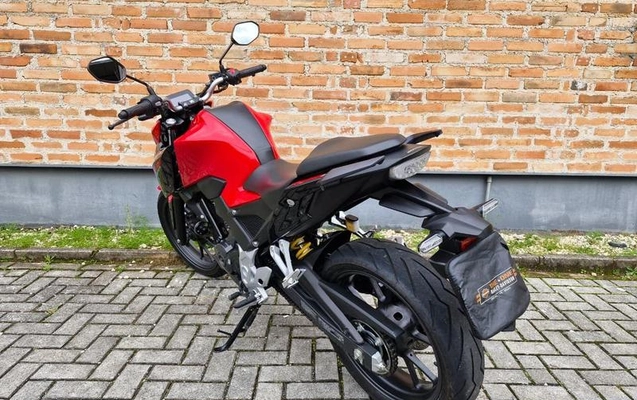 imagem-https://www.socarrao.com.br/sc-vehicle-images-prod/4001747/1792766364617-8497239_3_B_3e9a68c1ff.jpeg