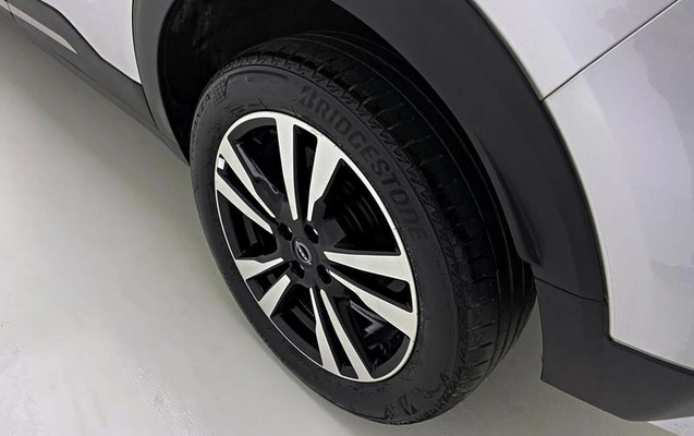 imagem-https://www.socarrao.com.br/sc-vehicle-images-prod/4001749/1790270132496-8477721_12_B_32d6137a0b.jpeg