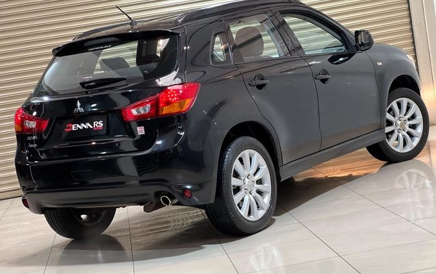imagem-https://www.socarrao.com.br/sc-vehicle-images-prod/4001760/1790011233861-DXg9uZmHp6DdAya2P5cztg4BI7cJ5zGl.jpg