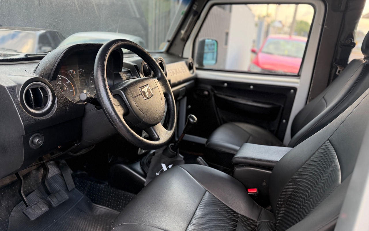 imagem-https://www.socarrao.com.br/sc-vehicle-images-prod/4001763/1790023068941-SU1HXzE3MTkuanBlZw.jpeg