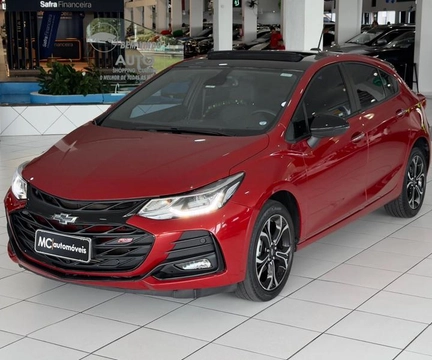 Chevrolet Cruze 2023 Vermelho — foto 1 de 3
