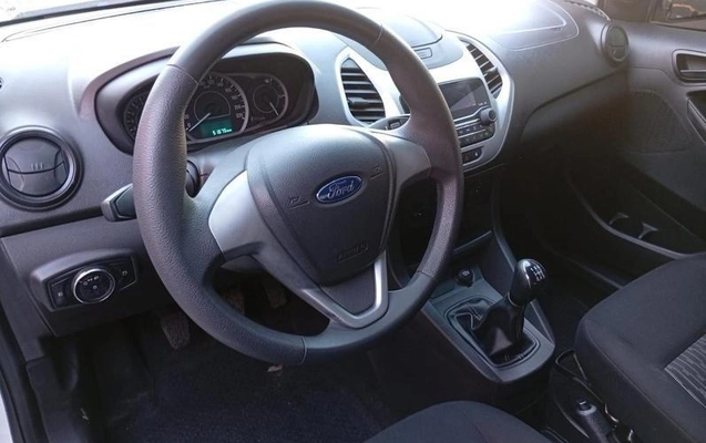 imagem-https://www.socarrao.com.br/sc-vehicle-images-prod/4001772/1790011424903-8479762_3_B_7541cbd452.jpeg