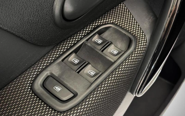 imagem-https://www.socarrao.com.br/sc-vehicle-images-prod/4001773/1790011425771-8451224_9_B_edefb840ba.jpeg