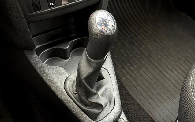 imagem-https://www.socarrao.com.br/sc-vehicle-images-prod/4001773/1790011425775-8451224_11_B_61239cd13b.jpeg
