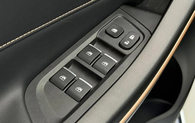 imagem-https://www.socarrao.com.br/sc-vehicle-images-prod/4001775/1790011428125-8478653_11_B_5c15866f5d.jpeg