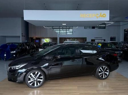 Nissan VERSA 2022 Preto — foto 1 de 3