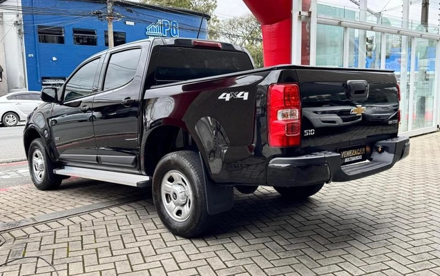 imagem-https://www.socarrao.com.br/sc-vehicle-images-prod/4001843/1790097664052-8485884_16_B_de8af50e96.jpeg