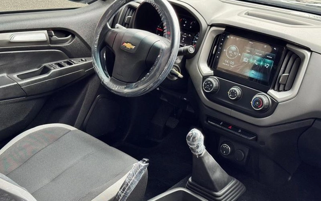 imagem-https://www.socarrao.com.br/sc-vehicle-images-prod/4001843/1790097664068-8485884_0_B_d9639d53f2.jpeg