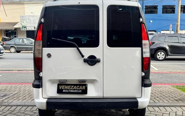 imagem-https://www.socarrao.com.br/sc-vehicle-images-prod/4001847/1790108464183-8495199_14_B_81455be33d.jpeg