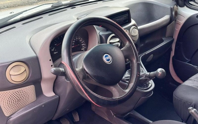 imagem-https://www.socarrao.com.br/sc-vehicle-images-prod/4001847/1790108464187-8495199_11_B_f644930c19.jpeg