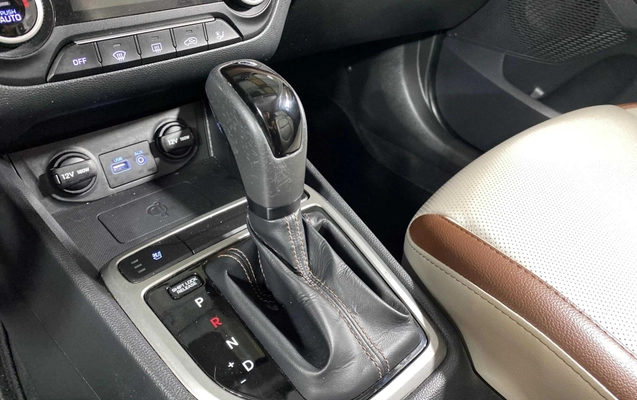 imagem-https://www.socarrao.com.br/sc-vehicle-images-prod/4001880/1790011652985-003_4e133cf29741f9a30cf8ece79b922cf8.jpg