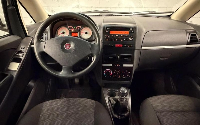 imagem-https://www.socarrao.com.br/sc-vehicle-images-prod/4001920/1790011676156-8442429_12_B_c96585c2e9.jpeg