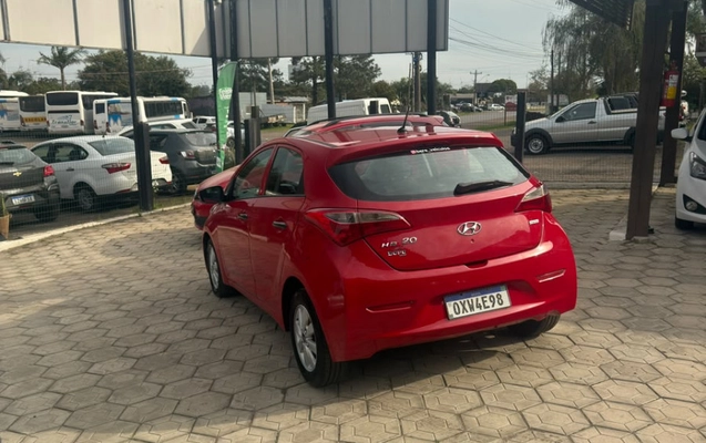 imagem-https://www.socarrao.com.br/sc-vehicle-images-prod/4001953/1790011744363-19jjRyL4ah3KcK4yPlSGD7e5YdaZeMIW.jpg