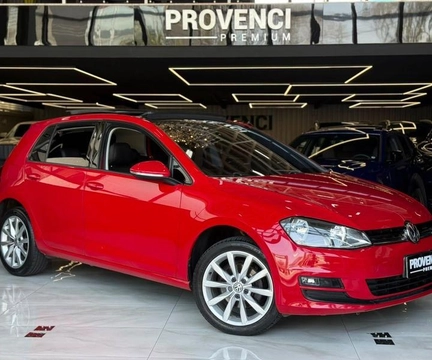 Volkswagen Golf 2015 Vermelho — foto 1 de 3