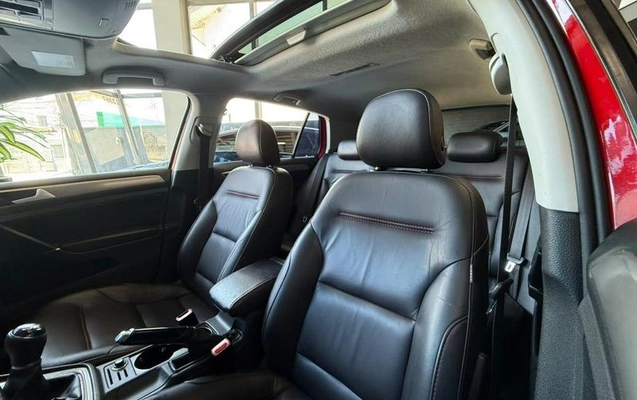imagem-https://www.socarrao.com.br/sc-vehicle-images-prod/4001957/1790011779341-8485475_10_B_f3a89a5fb9.jpeg