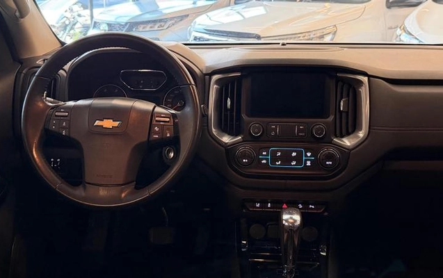 imagem-https://www.socarrao.com.br/sc-vehicle-images-prod/4002496/1790012642118-8495555_7_B_dce565bf5d.jpeg
