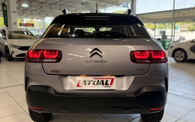 imagem-https://www.socarrao.com.br/sc-vehicle-images-prod/4002521/1790012725422-8471772_12_B_c4d71ba2cb.jpeg