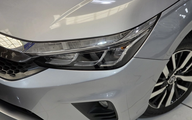 imagem-https://www.socarrao.com.br/sc-vehicle-images-prod/4002760/1790012874567-1_042558.jpg