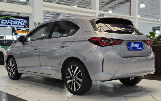 imagem-https://www.socarrao.com.br/sc-vehicle-images-prod/4002760/1790012874577-1_042612.jpg