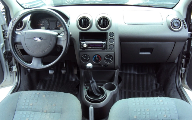imagem-https://www.socarrao.com.br/sc-vehicle-images-prod/4002761/1790012890788-RFNDMDE1ODcuSlBH.JPG