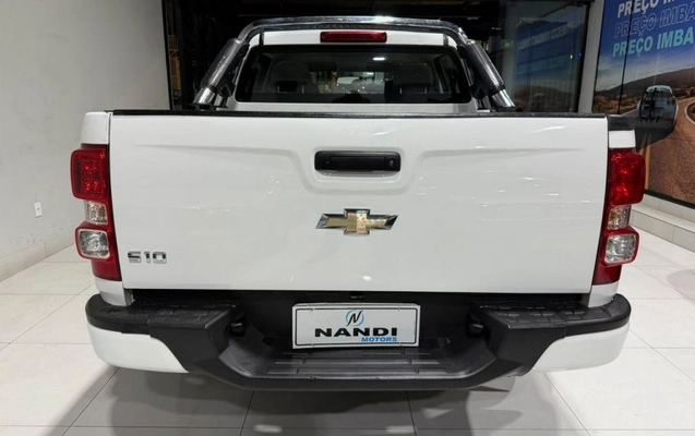 imagem-https://www.socarrao.com.br/sc-vehicle-images-prod/4002887/1790013206827-1229091.jpeg
