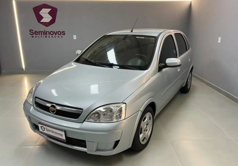 Chevrolet Corsa 2011 Prata — foto 1 de 3