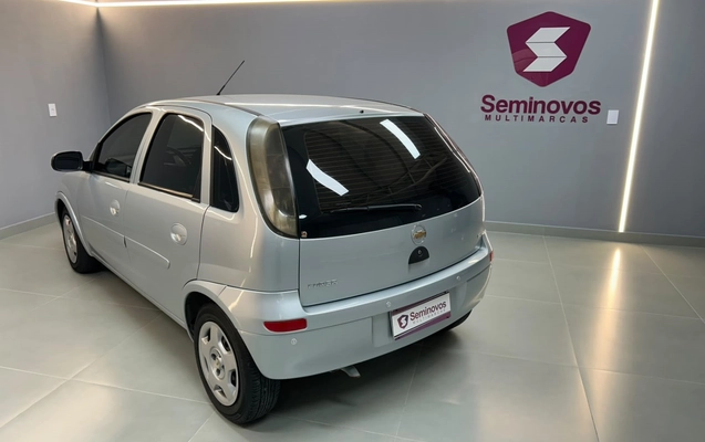 imagem-https://www.socarrao.com.br/sc-vehicle-images-prod/4002918/1790013285156-8_025432.jpg
