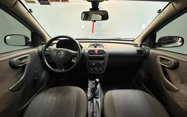 imagem-https://www.socarrao.com.br/sc-vehicle-images-prod/4002918/1790013285167-5_025432.jpg