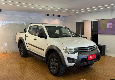 Mitsubishi L200 2017 Branco — foto 1 de 3