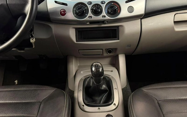imagem-https://www.socarrao.com.br/sc-vehicle-images-prod/4002921/1792507353332-8494652_1_B_76f737b9ef.jpeg