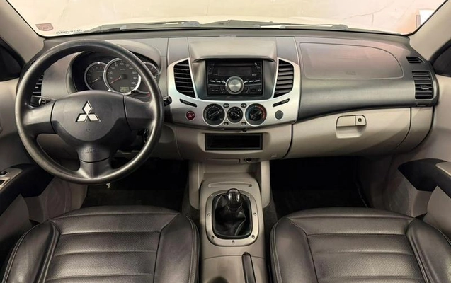 imagem-https://www.socarrao.com.br/sc-vehicle-images-prod/4002921/1792507353346-8494652_9_B_1890674170.jpeg