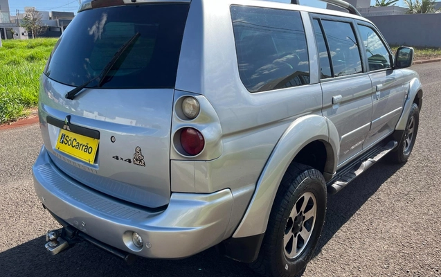 imagem-https://www.socarrao.com.br/sc-vehicle-images-prod/4002950/1790013328537-MjhjYTkxMGUtZTNiMS00YWEzLTkzNjMtZmUwYjMyZGFmYzA3LmpwZw.jpg