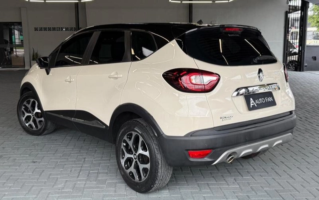 imagem-https://www.socarrao.com.br/sc-vehicle-images-prod/4003021/1790013417856-8453011_19_B_02422de909.jpeg