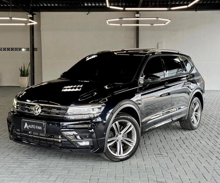 Volkswagen Tiguan 2019 Preto — foto 1 de 3