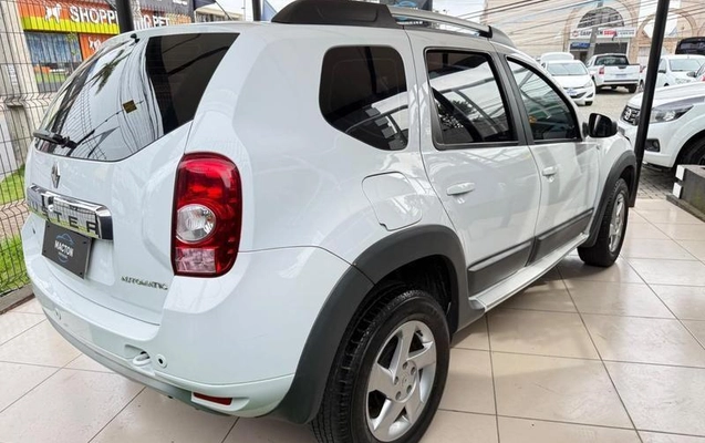 imagem-https://www.socarrao.com.br/sc-vehicle-images-prod/4003120/1791303055142-8495097_8_B_1aece90857.jpeg