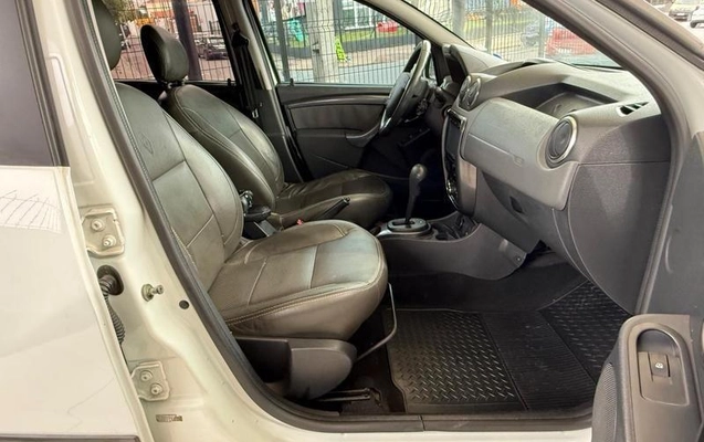 imagem-https://www.socarrao.com.br/sc-vehicle-images-prod/4003120/1791303055165-8495097_10_B_a41f7f6bdf.jpeg