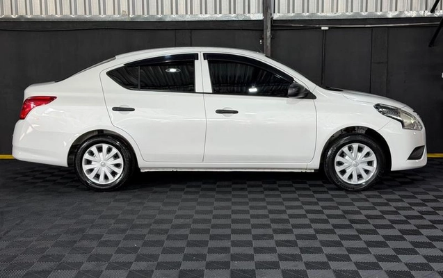 imagem-https://www.socarrao.com.br/sc-vehicle-images-prod/4003124/1790013574387-8497494_10_B_3e16bc93ab.jpeg