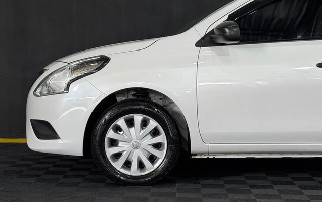 imagem-https://www.socarrao.com.br/sc-vehicle-images-prod/4003124/1790013574395-8497494_7_B_2d68240988.jpeg