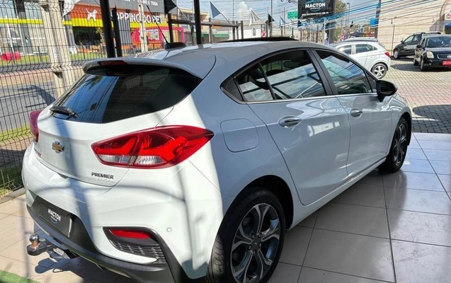 imagem-https://www.socarrao.com.br/sc-vehicle-images-prod/4003125/1790013575560-8495839_3_B_4ba266235e.jpeg