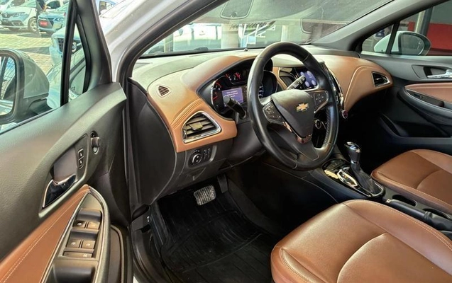 imagem-https://www.socarrao.com.br/sc-vehicle-images-prod/4003125/1790013575561-8495839_6_B_0dc912fe1a.jpeg